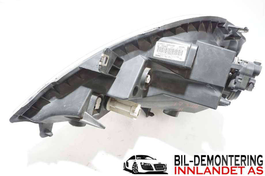Frontlykt høyre halogen til Opel Vivaro A 2006-2014  (93859830|)