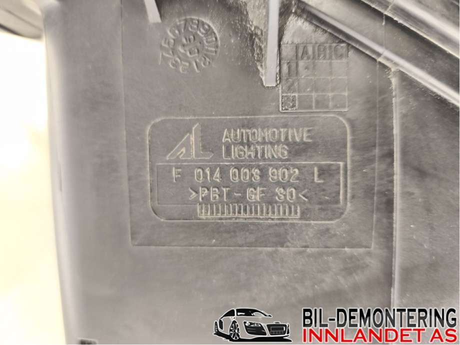 Frontlykt venstre halogen til Mazda 6 2002-2008 (Type I) (MAZDA|GRYA510L0B||F 014 003 902 L)