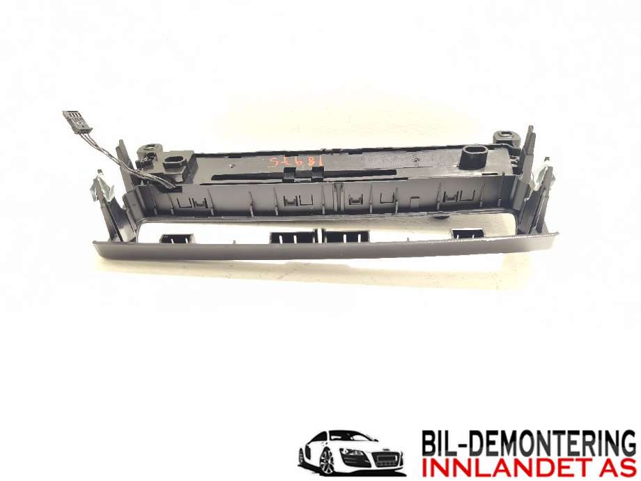 Bilstereo til BMW 1-Serie 2015-2019 (Fase 2) (F20/F21) (F20/F21) (BMW|61 31 6 832 880|)