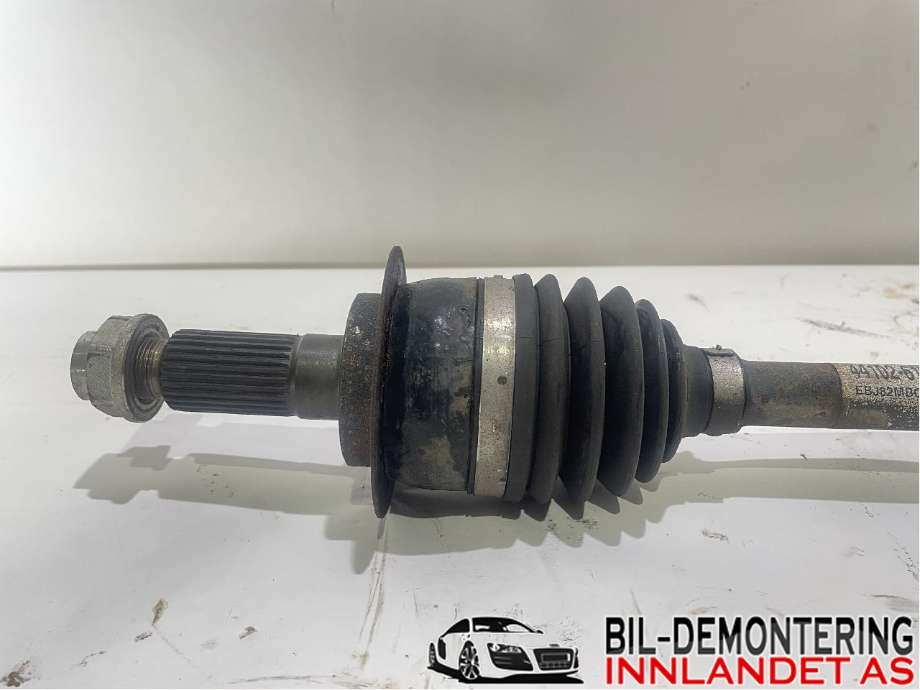 Drivaksel venstre foran til Suzuki SX4 S-CROSS 2013-->> (Type II)  (4410261M01||44102-61M00)