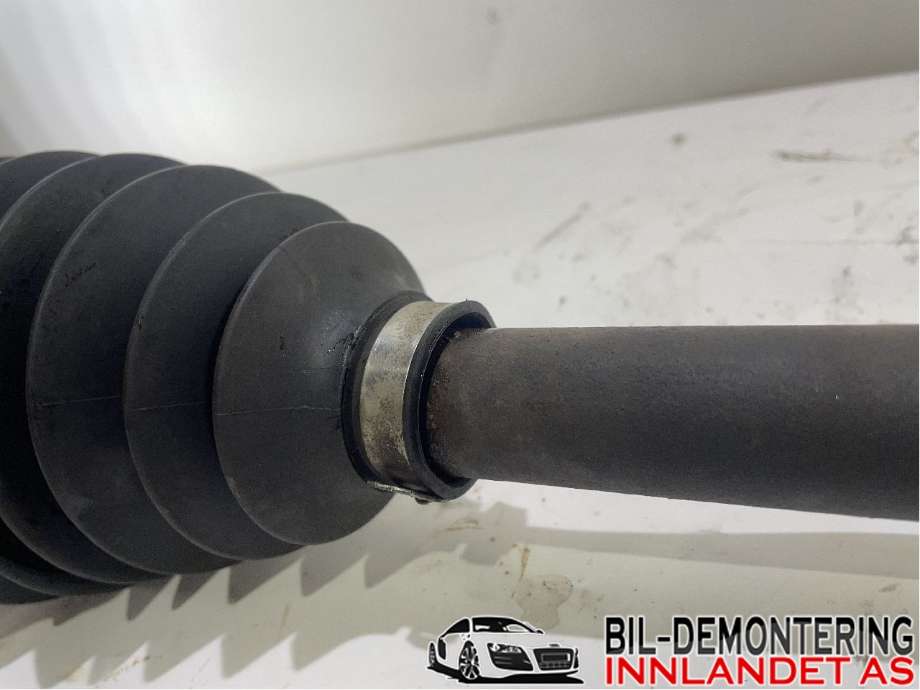 Drivaksel venstre foran til Opel Vivaro A 2006-2014  (95520503|93169668|)