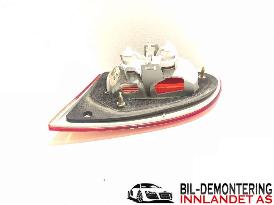 Baklykt venstre indre til Toyota Avensis 2000-2003 (Type I, Fase 2)  (TOYOTA|8159005080|8159105080|89022026)