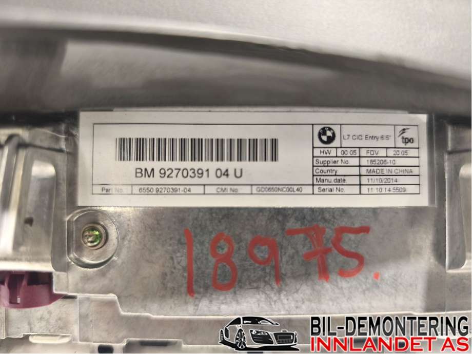 Diverse deler til BMW 1-Serie 2015-2019 (Fase 2) (F20/F21) (F20/F21) (BMW|65 50 9 270 391||6550 9270391-04)