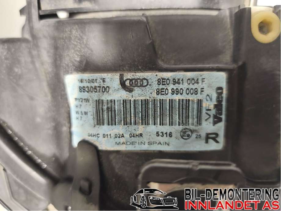 Frontlykt høyre halogen til Audi A4 2001-2004 (Type II) (B6) (B6) (AUDI|8E0 941 030 C|8E0 990 008 F|8E0 941 004 F)