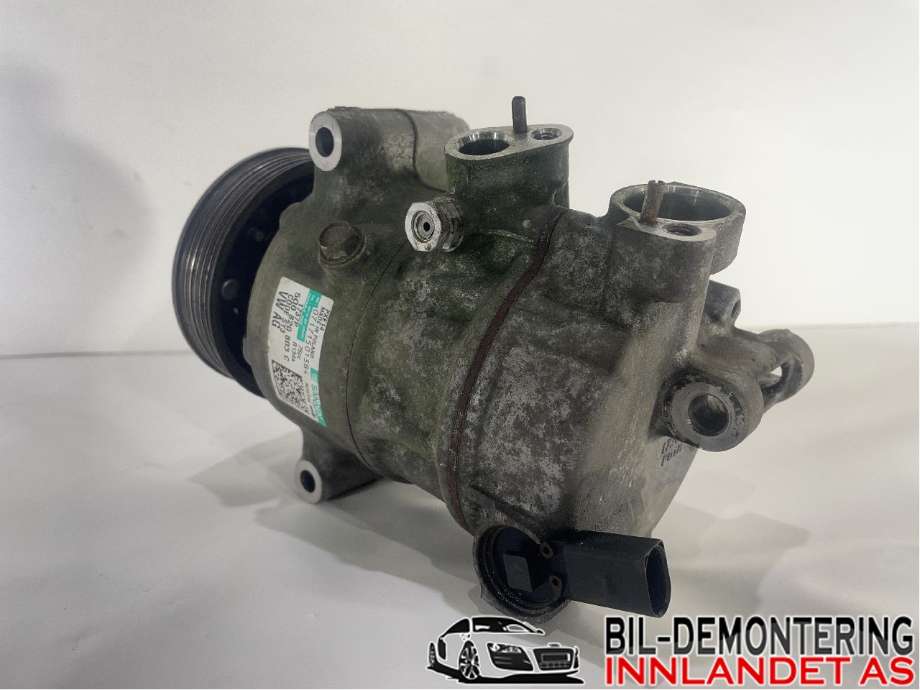 Aircondition kompressor til Škoda Octavia 2013-2016 (Type III, Fase 1)  (SKODA|5Q0 820 803 K|5Q0 820 803 D|5Q0820803C)