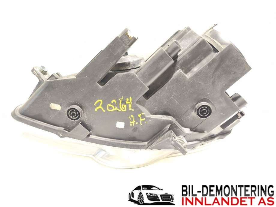 Frontlykt høyre halogen til VW Passat 2005-2010 (B6) (B6) (VOLKSWAGEN|3C0 941 006 AA||3C0 941 006 S)