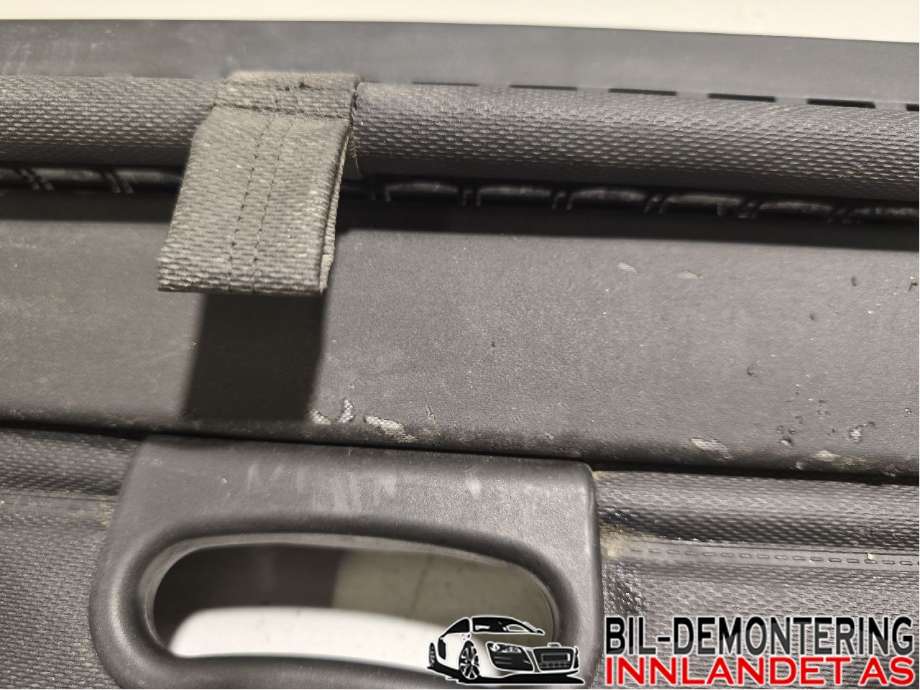 Bagasjerom rollon til BMW 3-Serie 2005-2011 (E90/E91/E92/E93) (E90/E91/E92/E93) (51 47 9 152 047|)