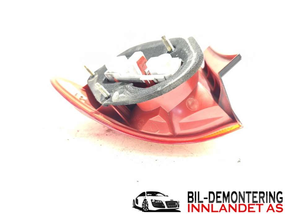 Baklykt venstre til Toyota Avensis 2000-2003 (Type I, Fase 2)  (TOYOTA|8156005120|8156105120|)