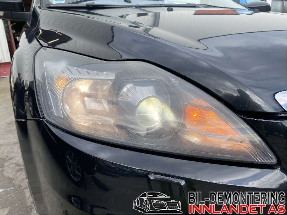 Frontlykt høyre halogen til Ford Focus, 2008-2010 (Type II, Fase 2)  (FORD|1744967)
