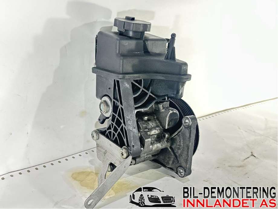 Servo pumpe mekanisk til Mercedes E-Klasse 2009-2013 (Fase 1) (W212) (W212) (MERCEDES|A 006 466 46 01|A 006 466 47 01|)