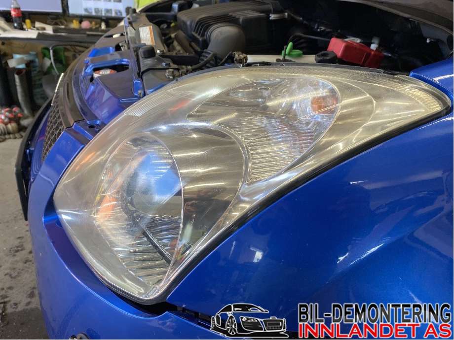 Frontlykt venstre halogen til Suzuki Swift 2005-2010  (SUZUKI|3532063J10|)