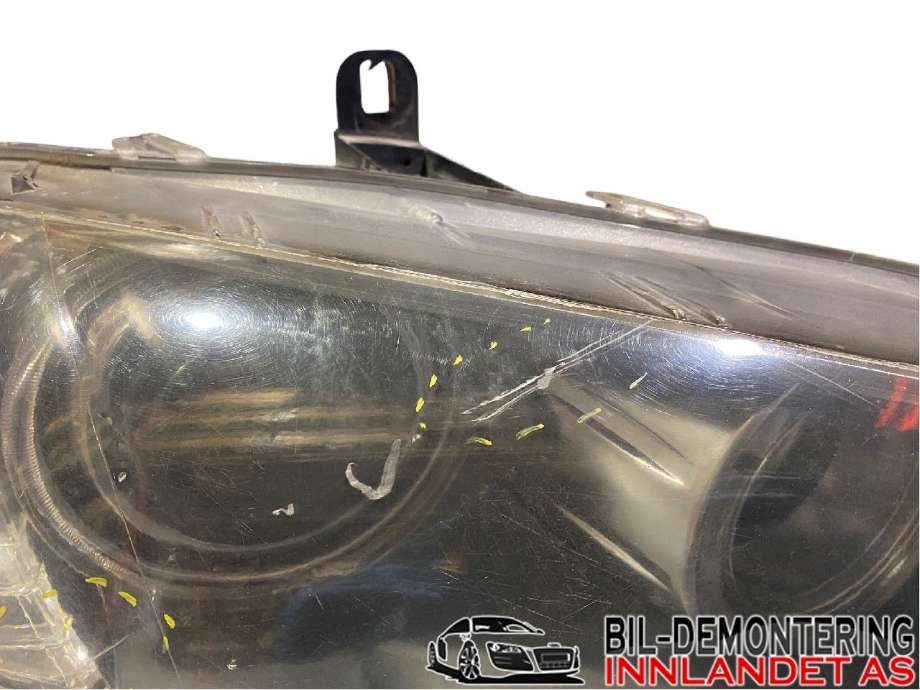 Frontlykt høyre halogen til BMW 5-Serie 2003-2010 (E60/E61) (E60/E61) (BMW 520 I|63 12 7 165 572|)
