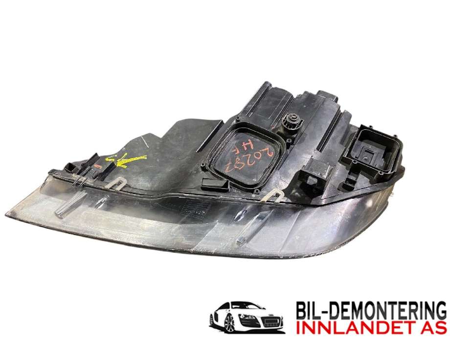 Frontlykt høyre halogen til BMW 5-Serie 2003-2010 (E60/E61) (E60/E61) (BMW 520 I|63 12 7 165 572|)