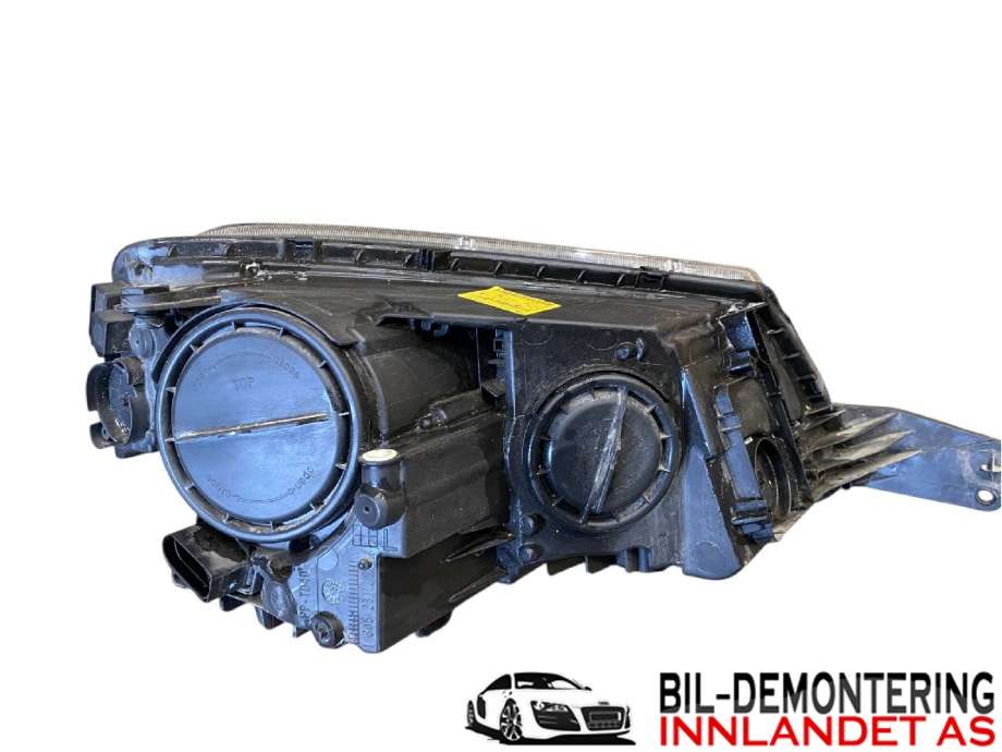 Frontlykt venstre halogen til Škoda Yeti 2014-2017 (Fase 2)  (SKODA|5L1 941 015 D|)