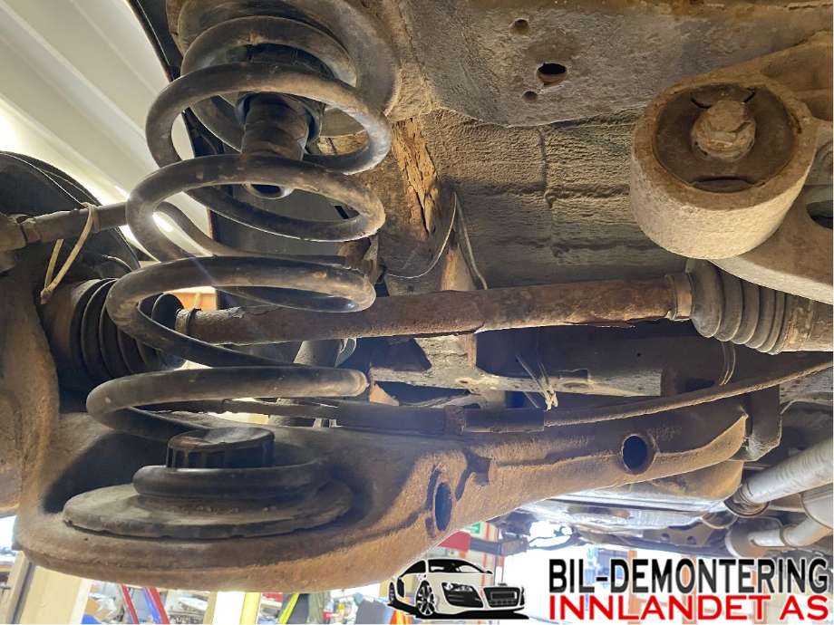Drivaksel venstre bak til Mercedes Vito/Viano 2004-2010 (Fase 1) (W639) (W639) (MERCEDES|A 639 350 12 10|A 639 350 18 10|)