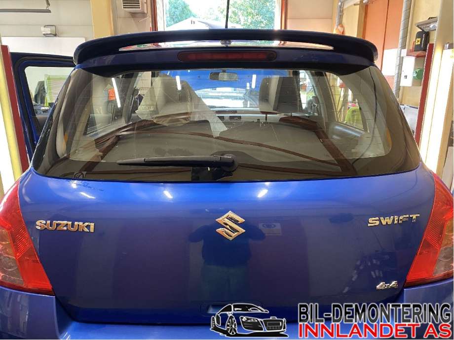 Viskermotor bakrute til Suzuki Swift, 2005-2010  (SUZUKI|3881063J00)
