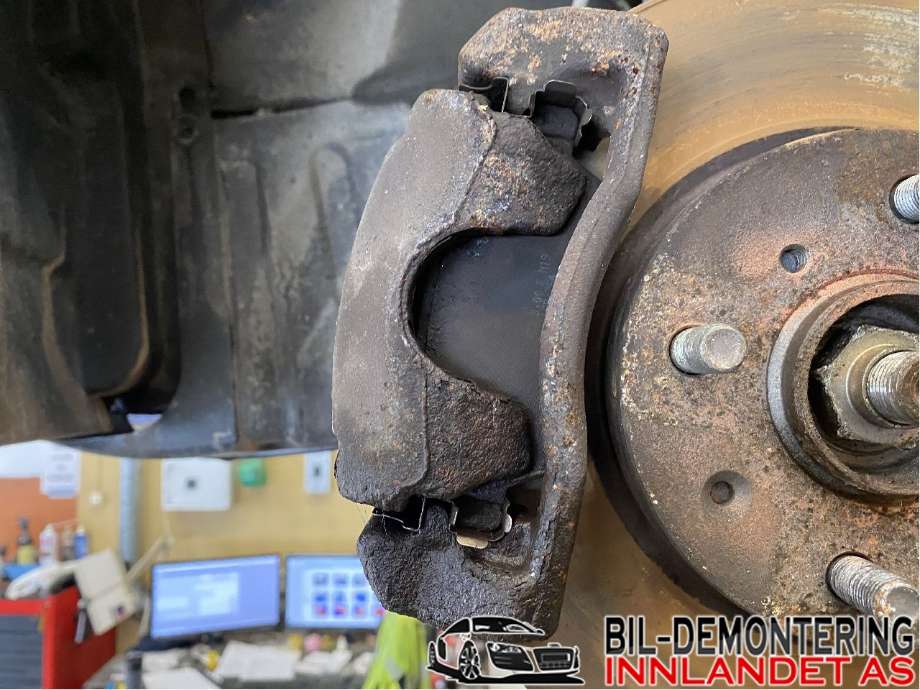 Bremsecaliper venstre foran til Suzuki Swift, 2005-2010  (SUZUKI|5512062J10)
