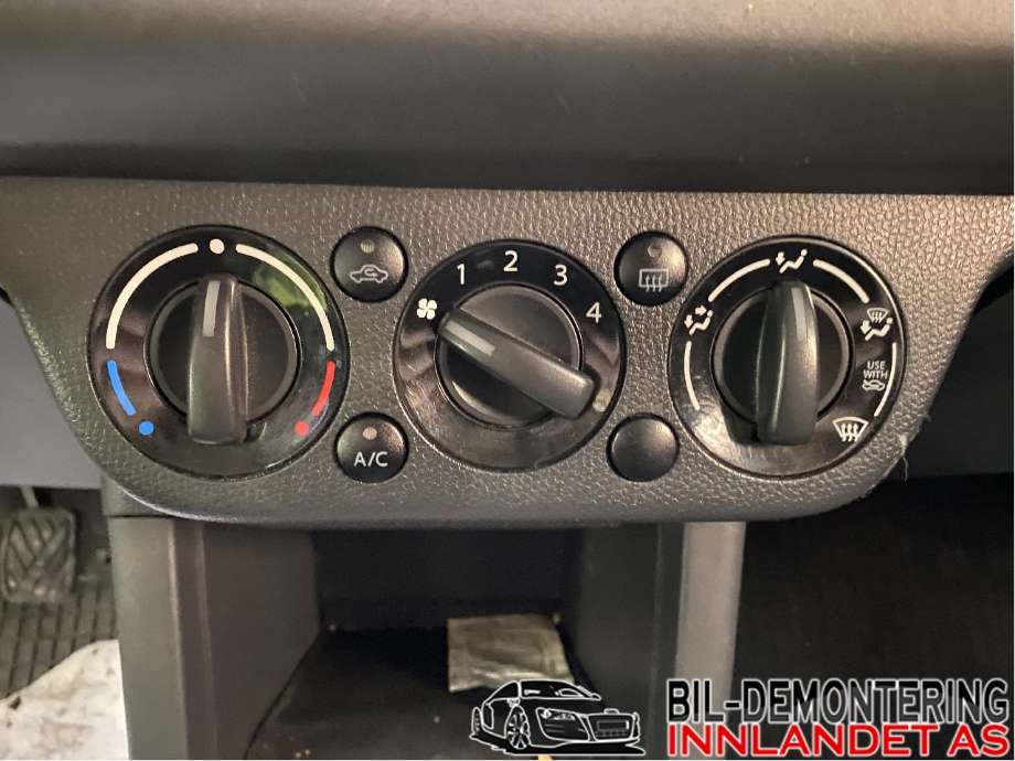 Varmeapparat betjening til Suzuki Swift, 2005-2010  (SUZUKI|7440063J10AYF)