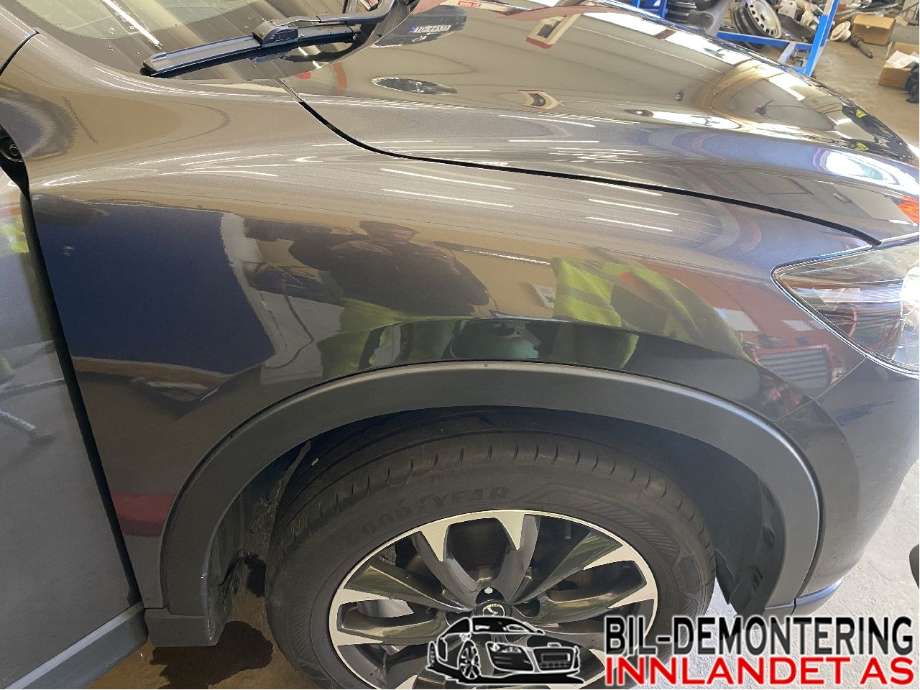 Skjerm høyre foran til Mazda CX-5, 2012-2017 (Type I)  (MAZDA|KD5352111A)