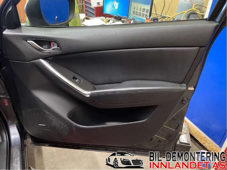 Dørtrekk høyre til Mazda CX-5, 2012-2017 (Type I)  (MAZDA|KA1E-68-420E-02)