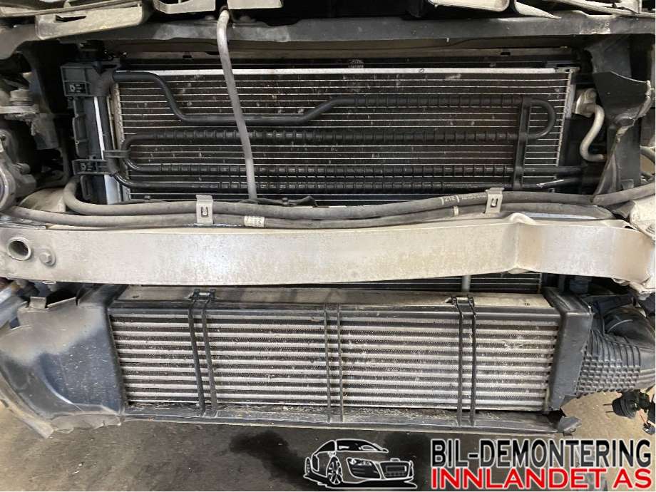 Radiator (automat gir) til Mercedes E-Klasse, 2009-2013 (Fase 1) (W212) (W212) (MERCEDES|A 099 500 62 03)