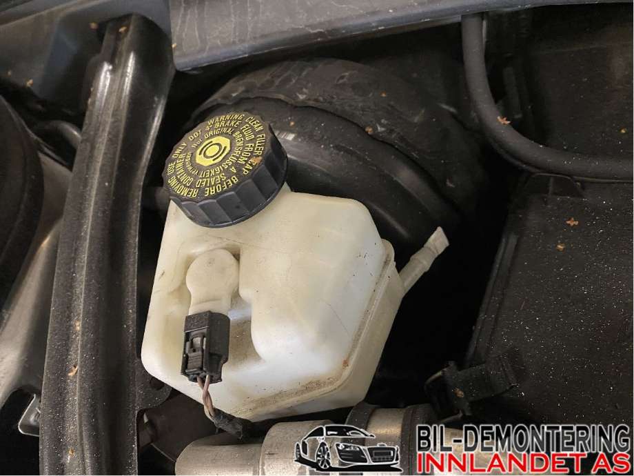 Bremsepumpe hoved til Mercedes E-Klasse, 2009-2013 (Fase 1) (W212) (W212) (MERCEDES|A 212 430 08 01)