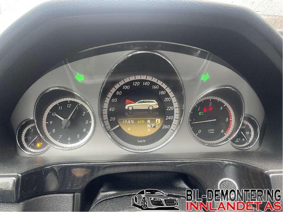 Instrumentpanel til Mercedes E-Klasse, 2009-2013 (Fase 1) (W212) (W212) (MERCEDES|A 212 900 41 13)