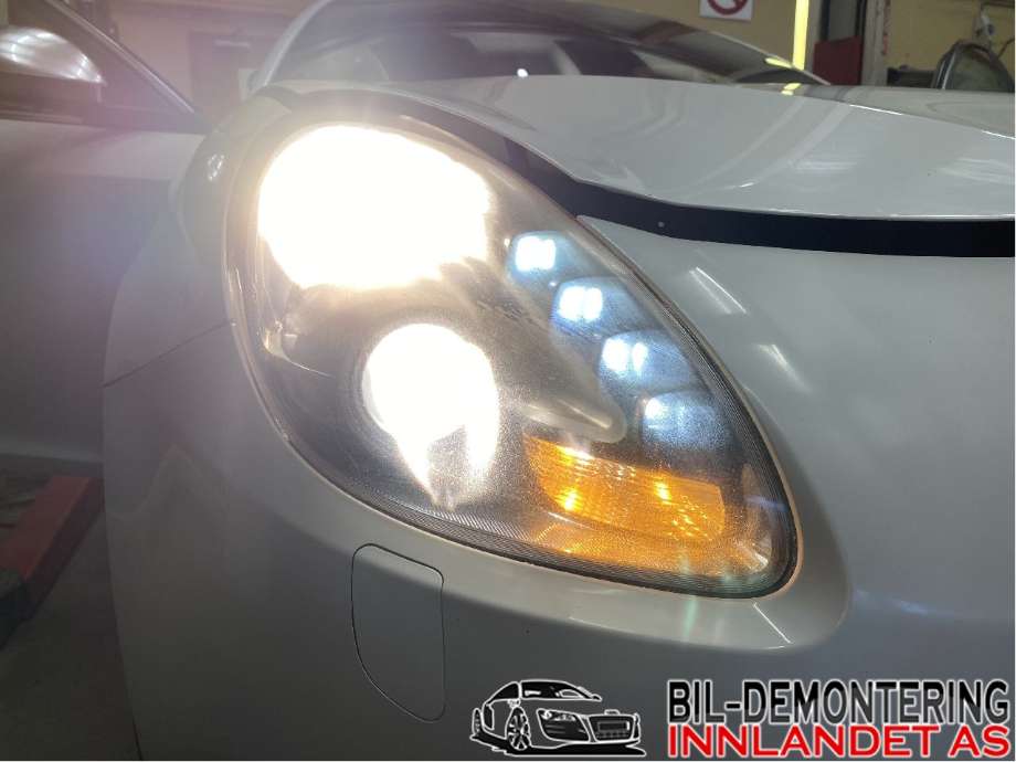 Frontlykt høyre halogen til Alfa Romeo Giulietta 2010-2018 (ALFA ROMEO|50520228|50553071|)