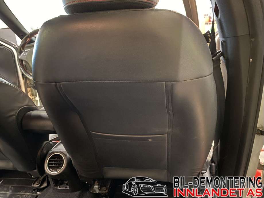Sete foran høyre til Alfa Romeo Giulietta 2010-2018  (ALFA ROMEO|51836086|50514984|)