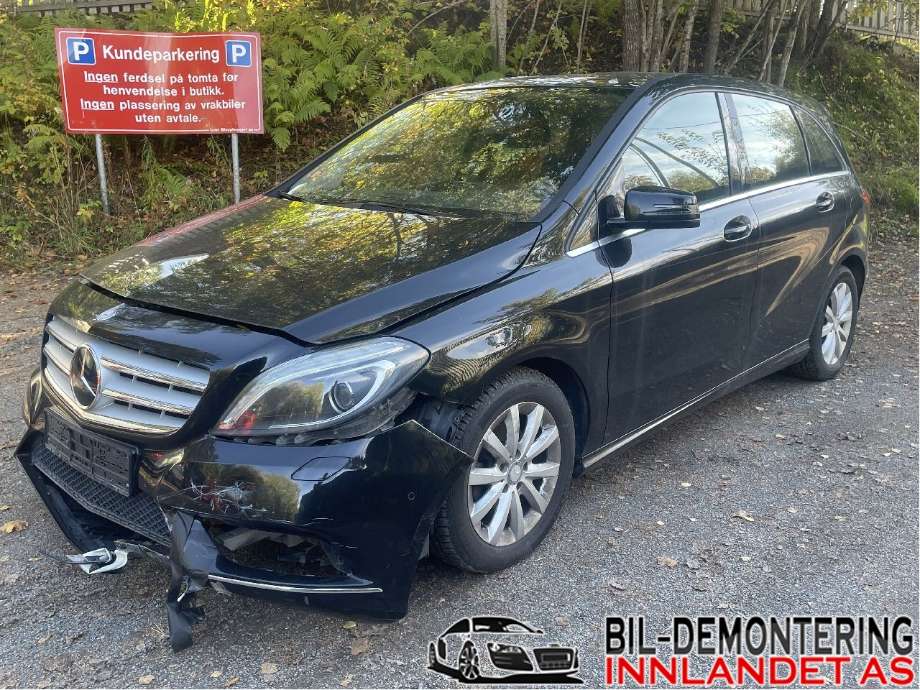 Speil venstre til Mercedes B-Klasse, 2011-2018 (W246) (W246) (MERCEDES|A 246 810 01 76)