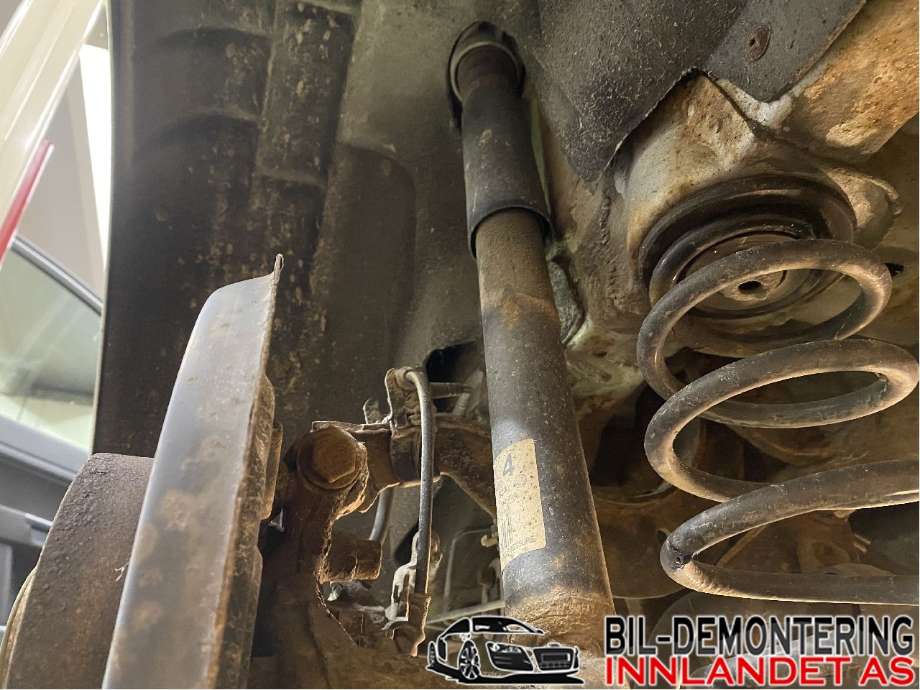 Støtdemper bak til VW Golf, Plus/Cross, 2009-2013 (Fase 2) (VOLKSWAGEN|1K0 513 029 MC)