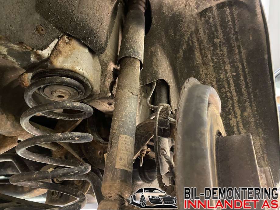 Støtdemper bak til VW Golf, Plus/Cross, 2009-2013 (Fase 2) (VOLKSWAGEN|1K0 513 029 MC)