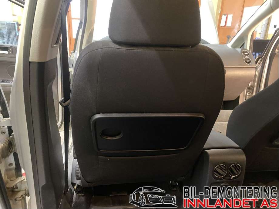 Sete foran venstre til VW Golf, Plus/Cross 2009-2013 (Fase 2) (VOLKSWAGEN|1K4 881 105 PA|1K4 881 515 BC|)