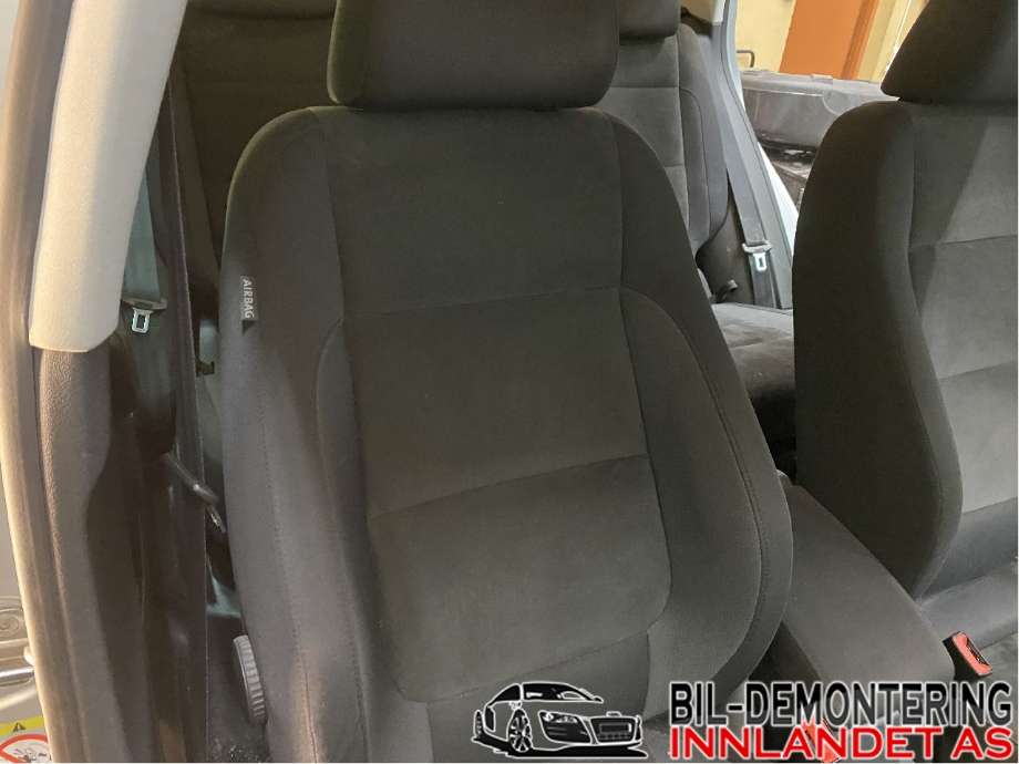 Sete foran høyre til VW Golf, Plus/Cross 2009-2013 (Fase 2)  (VOLKSWAGEN|1K4 881 106 PA|1K4 881 516 BC|)