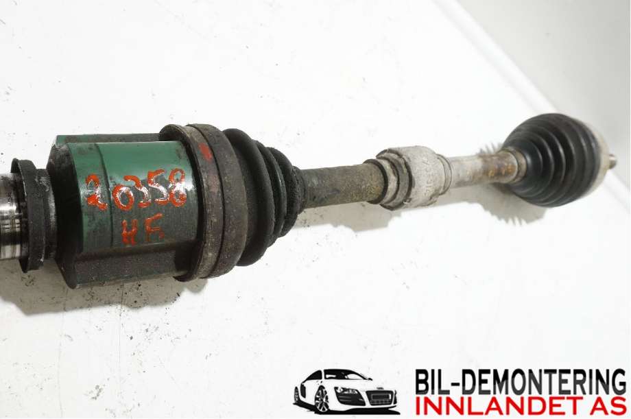 Drivaksel høyre foran til Mitsubishi Outlander 2007-2010 (Type II, Fase 1)  (MITSUBISHI|3815A076|)