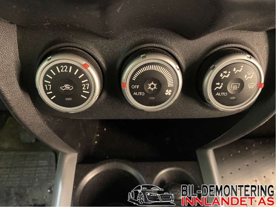 Varmeapparat betjening til Mitsubishi ASX 2010-2019 (MITSUBISHI|7820A115XB|)