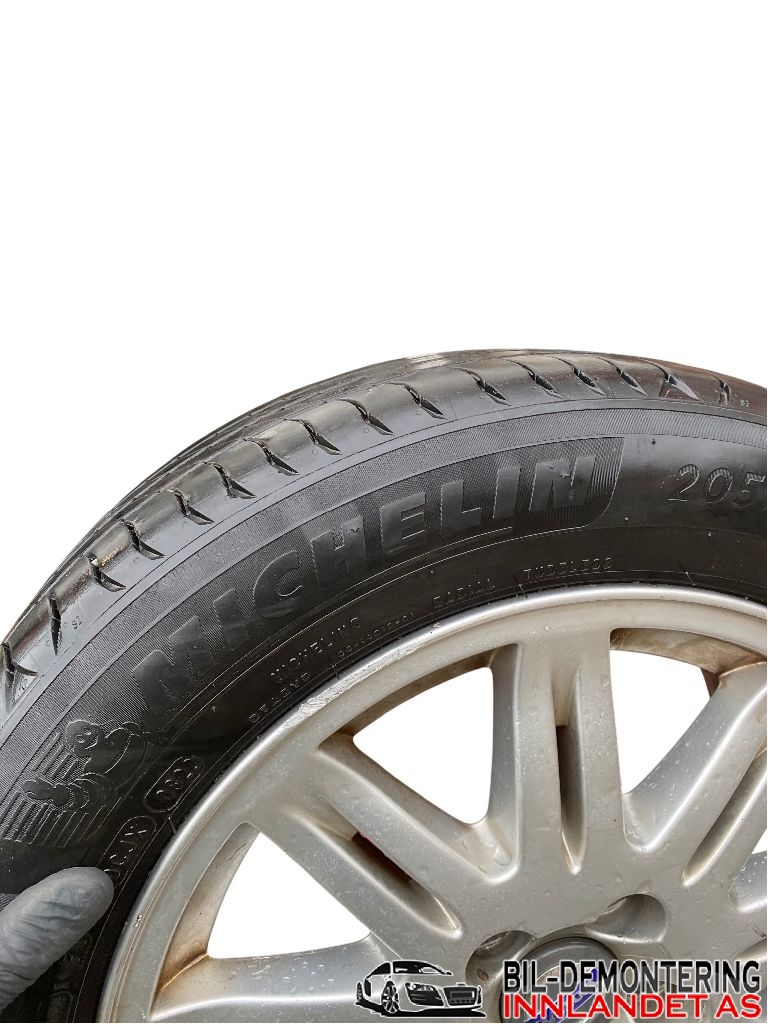 Felgsett aluminium til Volvo V70 2005-2007 (Type II, Fase 2)  (7JX16X49|205/55R16|)