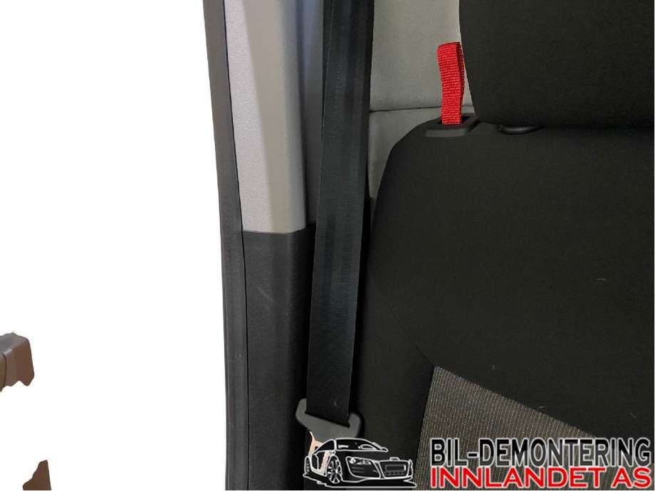 Sikkerhetsbelte foran høyre til Fiat Doblo 2010-->> (Type II) (FIAT|735625184|)