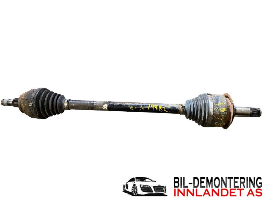Drivaksel venstre bak til Mercedes Vito, 2014-->> (W447) (W447) (MERCEDES|A 447 350 39 00)