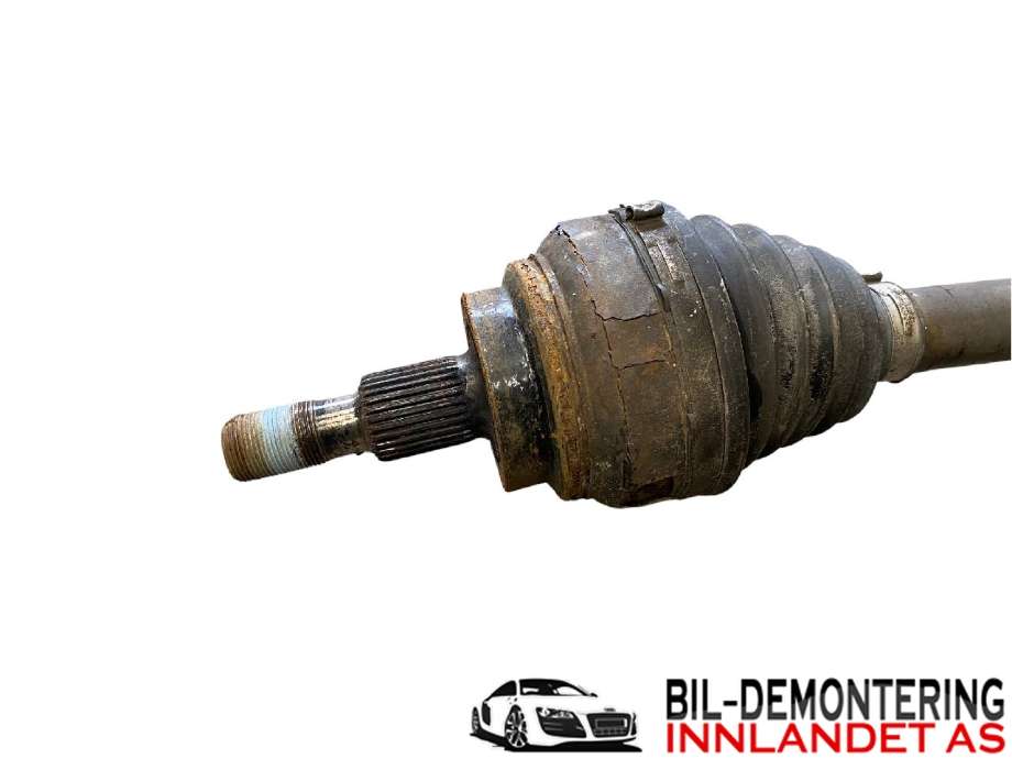 Drivaksel venstre bak til Mercedes Vito 2014-->> (W447) (W447) (MERCEDES|A 447 350 39 00|)