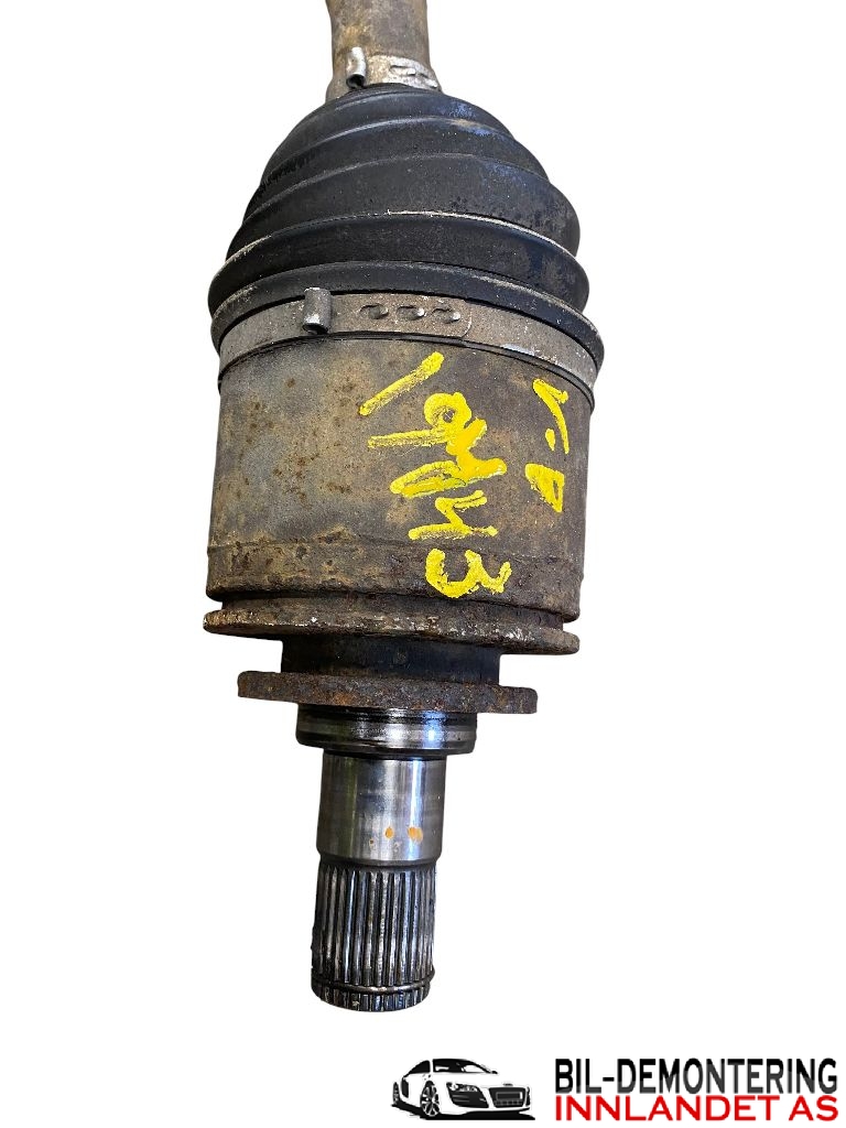 Drivaksel venstre bak til Mitsubishi Pajero 2007-2016 (Type IV, Fase 1)  (MITSUBISHI|3715A098|)