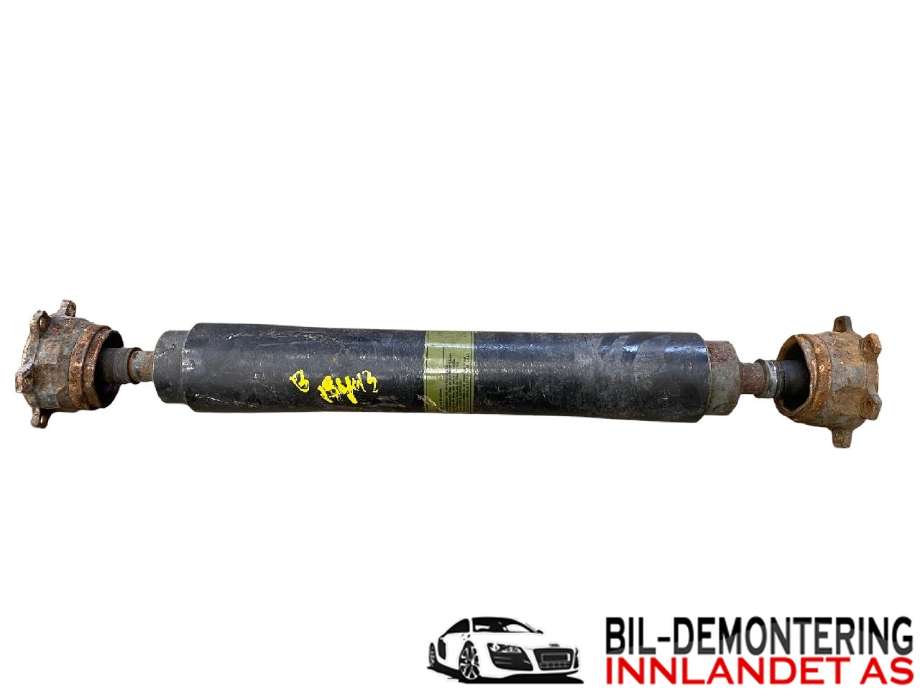 Mellomaksel til Mitsubishi Pajero, 2007-2016 (Type IV, Fase 1)  (MITSUBISHI|MR581616)