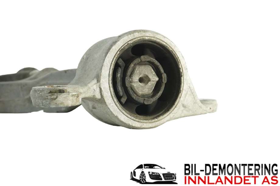 Bærebru venstre foran nedre til Honda Civic 2006-2011 (Type VIII)  (HONDA|51360SMGE04|)