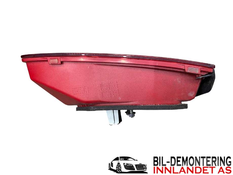 Baklykt høyre indre til VW Passat 2011-2015 (B7) (B7) (VOLKSWAGEN|3AF 945 308 E|)