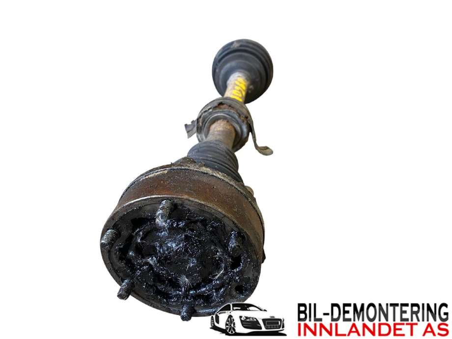 Drivaksel venstre foran til VW Passat 2005-2010 (B6) (B6) (VOLKSWAGEN|3C0 407 271 AE|)