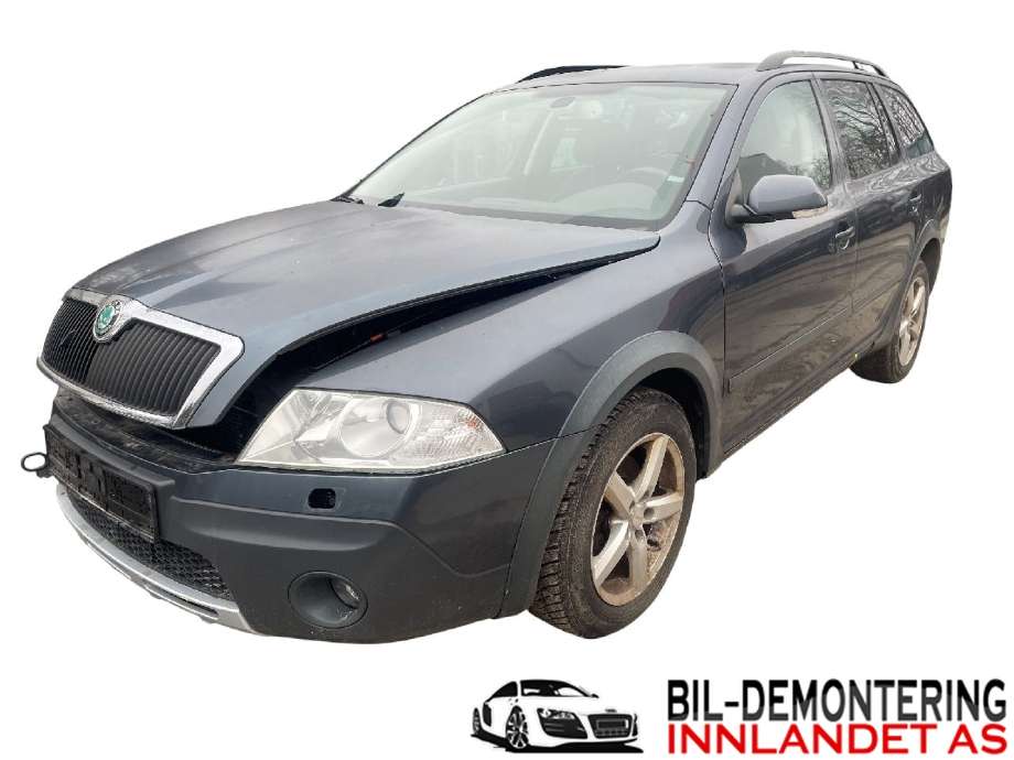 Frontlykt venstre halogen til Škoda Octavia, 2005-2008 (Type II, Fase 1)  (SKODA|1Z1 941 017 Q)