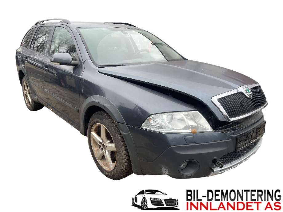 Frontlykt høyre halogen til Škoda Octavia, 2005-2008 (Type II, Fase 1)  (SKODA|1Z1 941 018 Q)