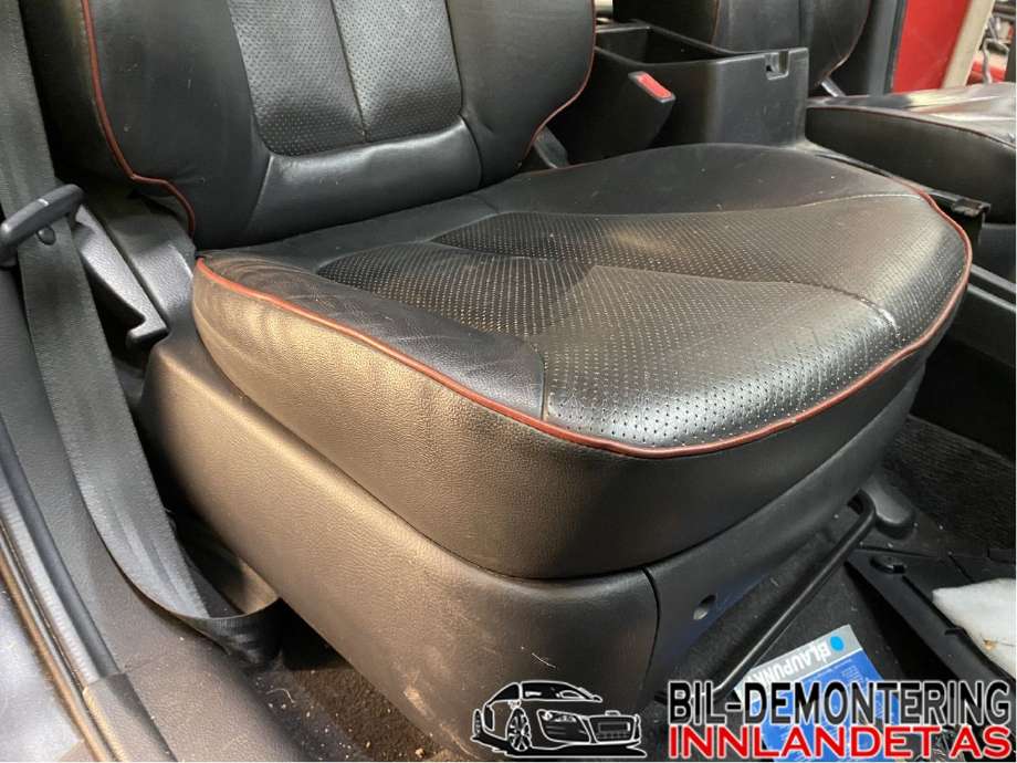Sete foran høyre til Hyundai Santa Fe 2006-2009 (Type II, Fase 1)  (HYUNDAI|88610 2B030WK|88401 2B440CMK|)