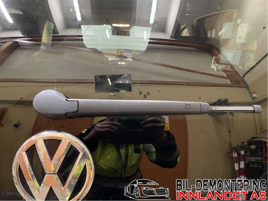 Viskermotor bakrute til VW E-Up, 2013-2019  (VOLKSWAGEN|5G0 955 711 C)