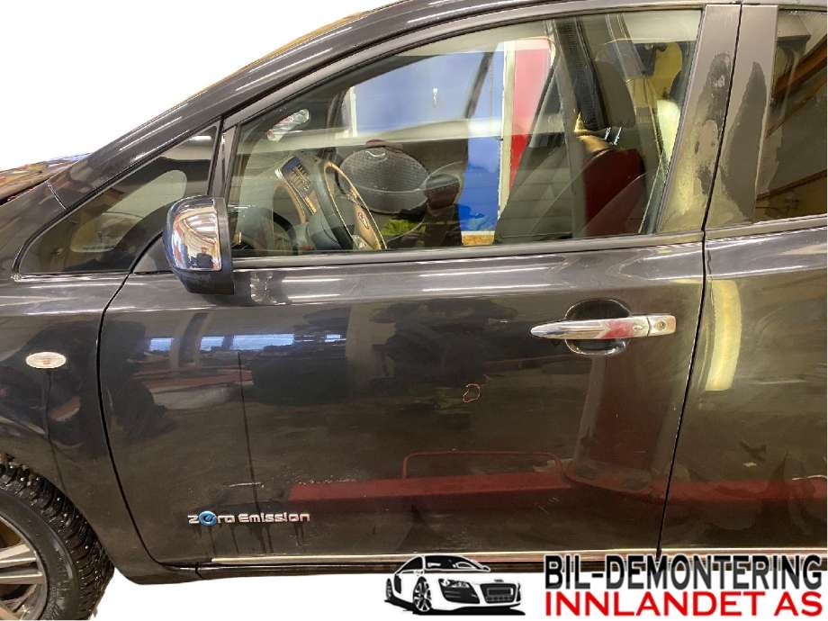 Dør venstre foran til Nissan Leaf, 2011-2017 (Type I)  (NISSAN|H01013NLAA)